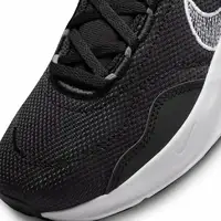 Nike Legend Essential 3 W black obuv